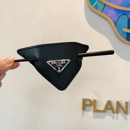 イブサンローラン ヘアアクセサリー