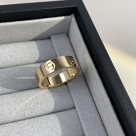 カルティエ 指輪