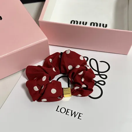ミュウミュウ ヘアアクセサリー