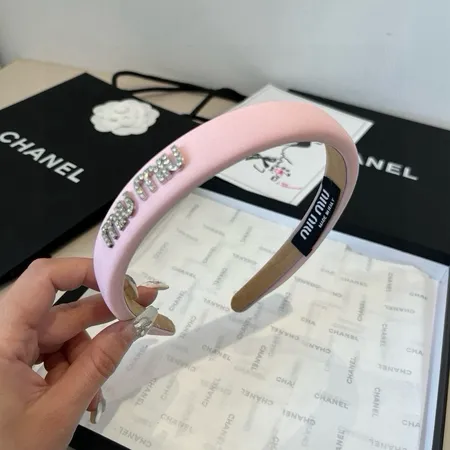 ミュウミュウ ヘアアクセサリー