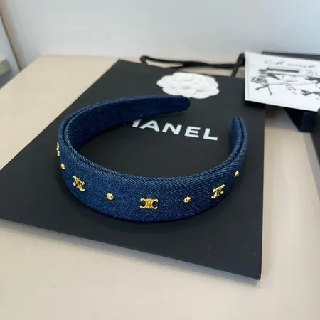 セリーヌ ヘアアクセサリー