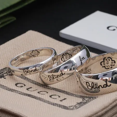 グッチ 指輪