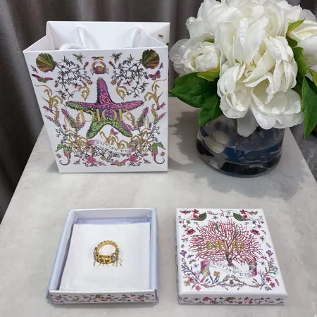 ディオール 指輪