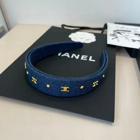 セリーヌ ヘアアクセサリー