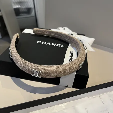 セリーヌ ヘアアクセサリー