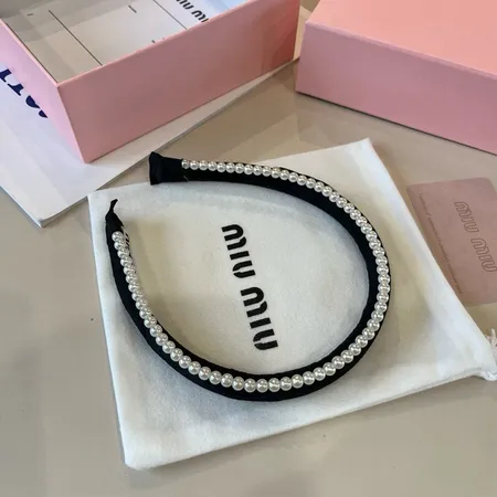 ミュウミュウ ヘアアクセサリー