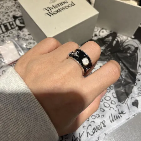 ミュウミュウ 指輪