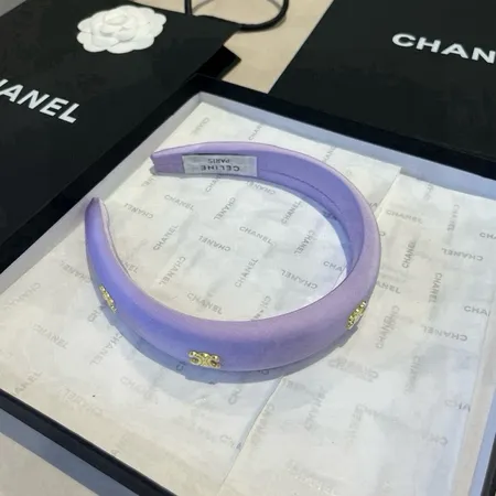 セリーヌ ヘアアクセサリー