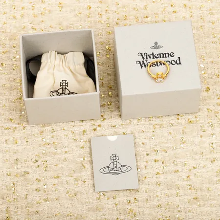 ミュウミュウ 指輪