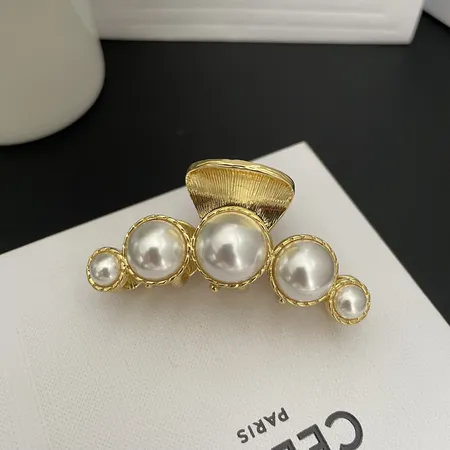 セリーヌ ヘアアクセサリー