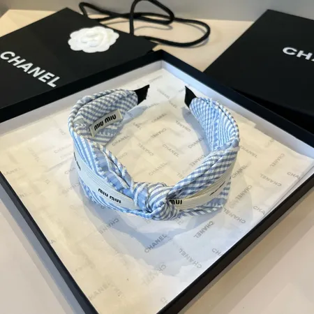 ミュウミュウ ヘアアクセサリー