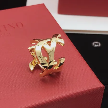 イブサンローラン 指輪