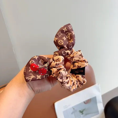 ルイヴィトン ヘアアクセサリー