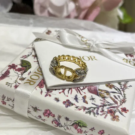 ディオール 指輪