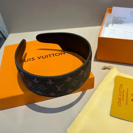 ルイヴィトン ヘアアクセサリー