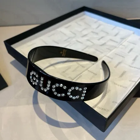 グッチ ヘアアクセサリー