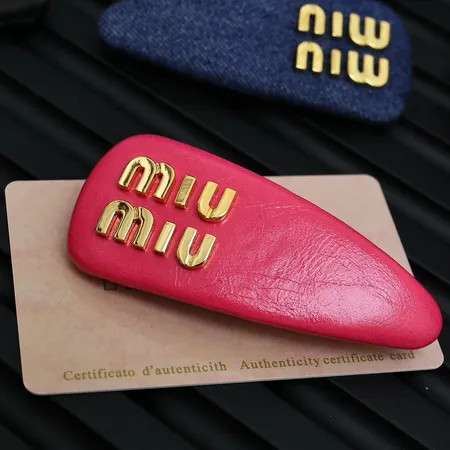 ミュウミュウ ヘアアクセサリー