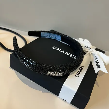 プラダ ヘアアクセサリー