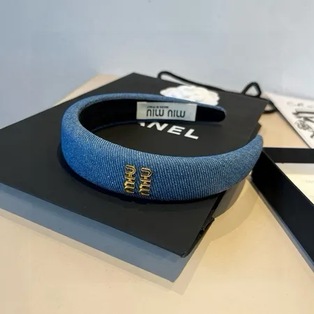 ミュウミュウ ヘアアクセサリー