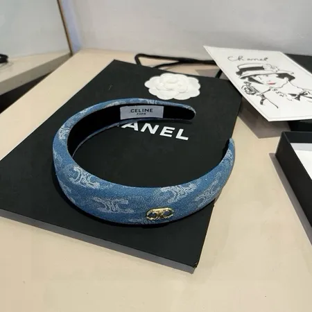 セリーヌ ヘアアクセサリー