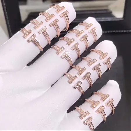 ティファニー 指輪