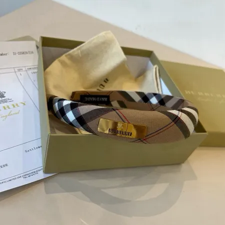 バーバリー ス ヘアアクセサリー