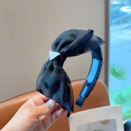 プラダ ヘアアクセサリー