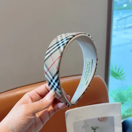 バーバリー ス ヘアアクセサリー