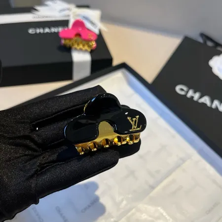 ルイヴィトン ヘアアクセサリー