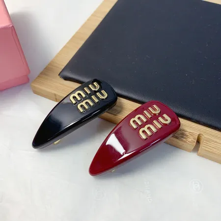 ミュウミュウ ヘアアクセサリー