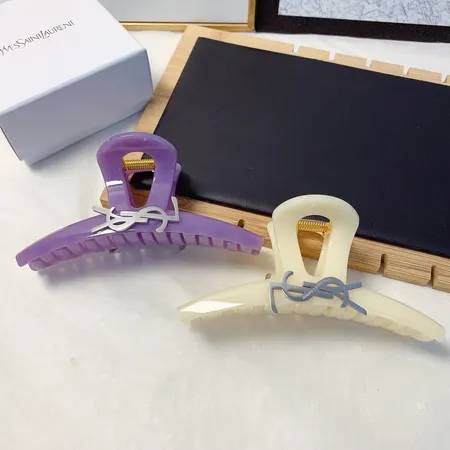 イブサンローラン ヘアアクセサリー