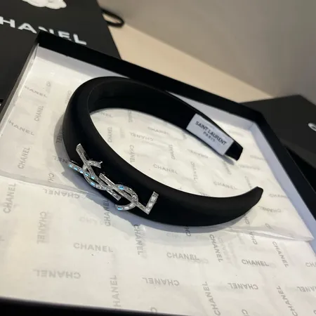 イブサンローラン ヘアアクセサリー