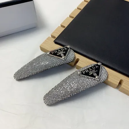 プラダ ヘアアクセサリー