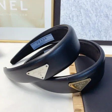 プラダ ヘアアクセサリー