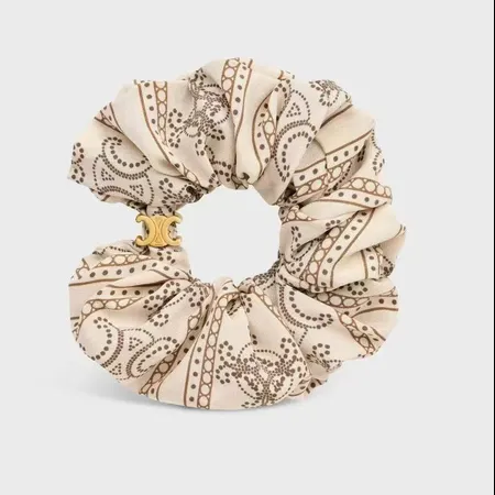 セリーヌ ヘアアクセサリー