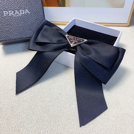 プラダ ヘアアクセサリー