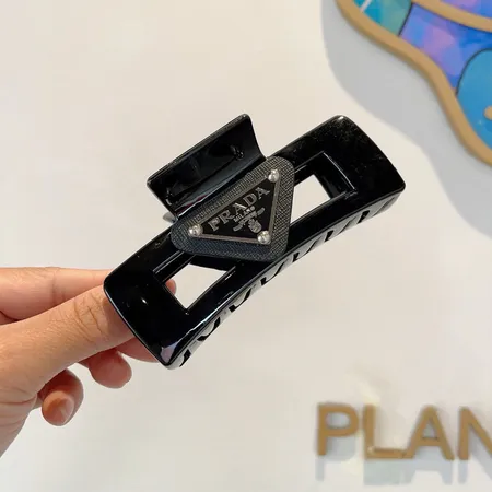 イブサンローラン ヘアアクセサリー