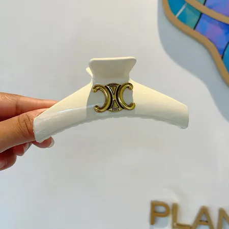 セリーヌ ヘアアクセサリー