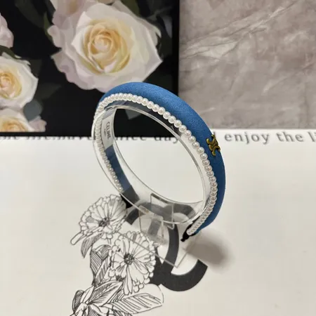 セリーヌ ヘアアクセサリー