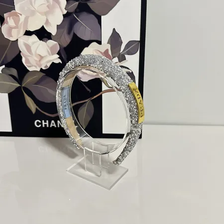プラダ ヘアアクセサリー