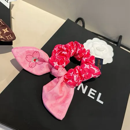 ルイヴィトン ヘアアクセサリー