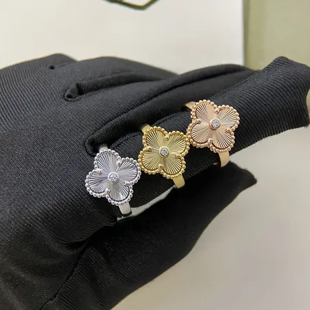 ヴァン クリーフ＆アーペル 指輪