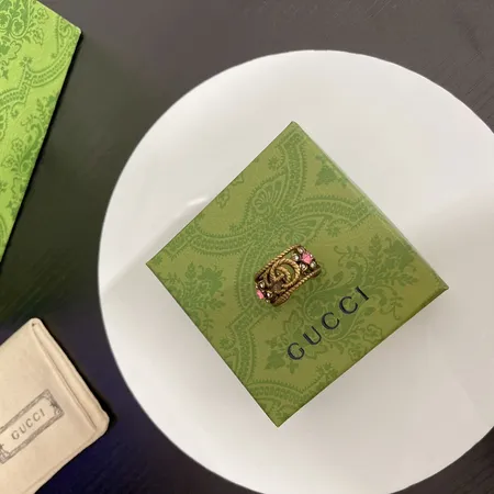 グッチ 指輪