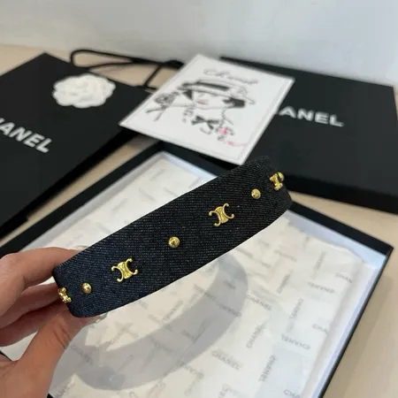 セリーヌ ヘアアクセサリー