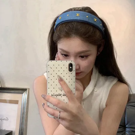 セリーヌ ヘアアクセサリー