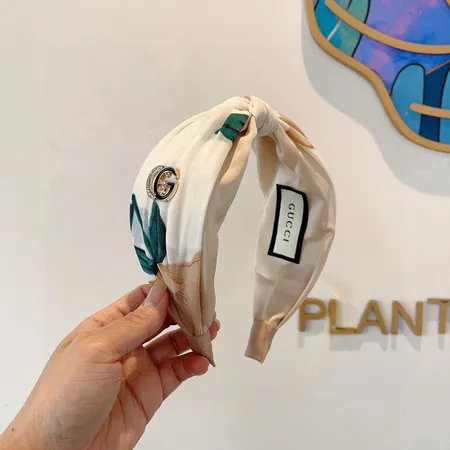 グッチ ヘアアクセサリー