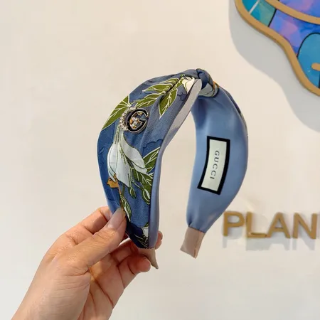 グッチ ヘアアクセサリー