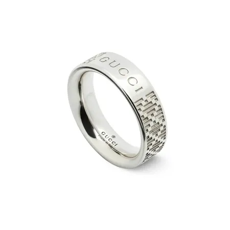 グッチ 指輪