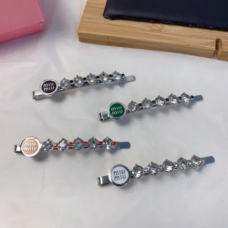 ミュウミュウ ヘアアクセサリー