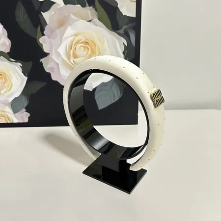 ミュウミュウ ヘアアクセサリー